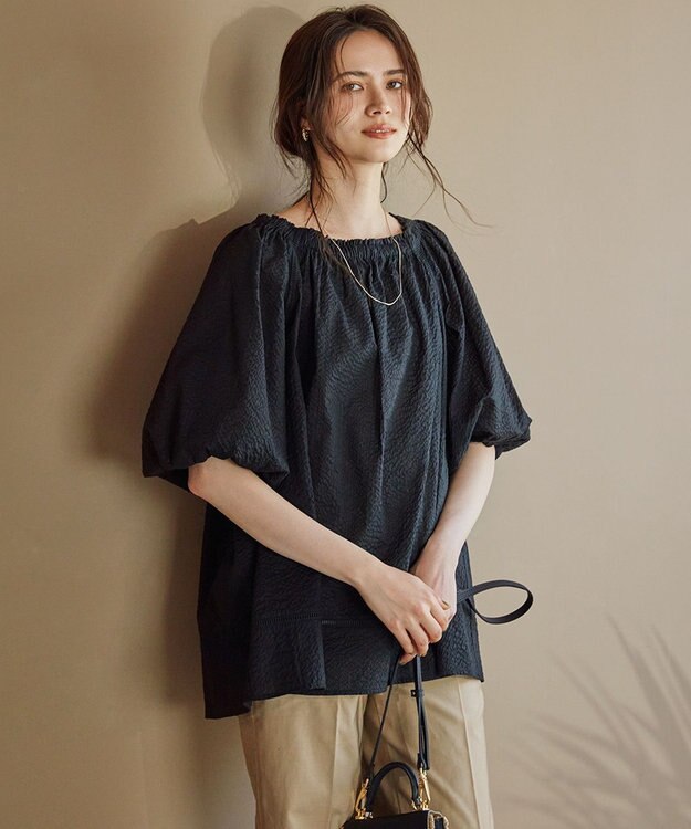 23区 【SLOW/一部店舗限定】コットンローンウェーブ ブラウス ブラック系