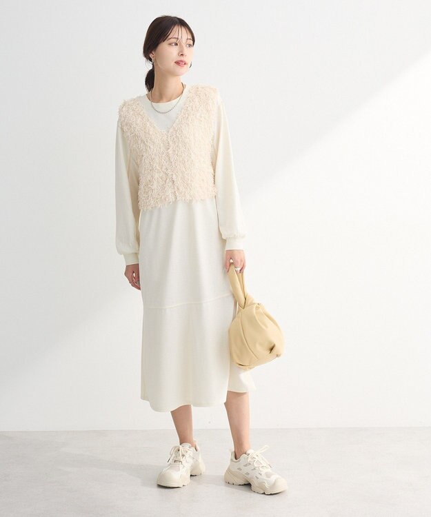 Green Parks ＳＥＴ２点ベスト＋配色ステッチワンピース Ivory