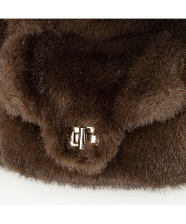 UNBILLION カシュカシュ cachecache / フェイクファーフラップポケット付き2wayショルダー チョコ