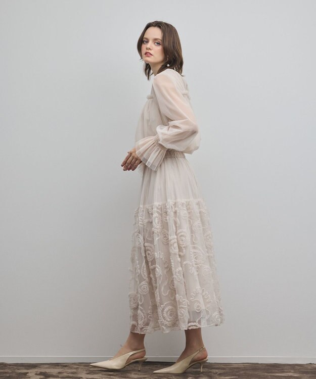 GRACE CONTINENTAL チュールタイブラウス キナリ