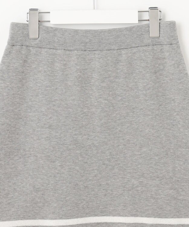 23区GOLF ウォッシャブルで気軽に着られる【WOMEN】モールボーダー ニットスカート ライトグレー系1