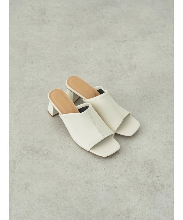 earth music&ecology ＯＲｉｅｎｔａｌＴＲａｆｆｉｃ　ストレッチミュールサンダル White