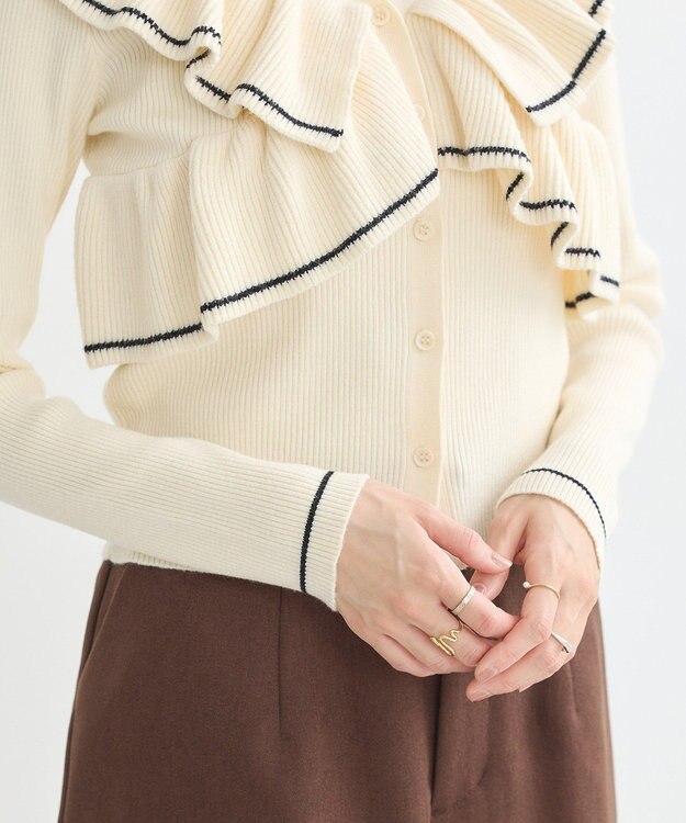 earth music&ecology Ｖネックフリルニットカーディガン Ivory