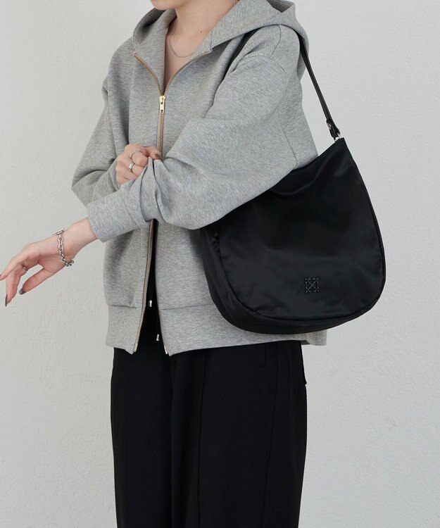 russet クラウズナイロン 縦長2WAYショルダーバッグ(CE-1623) Black