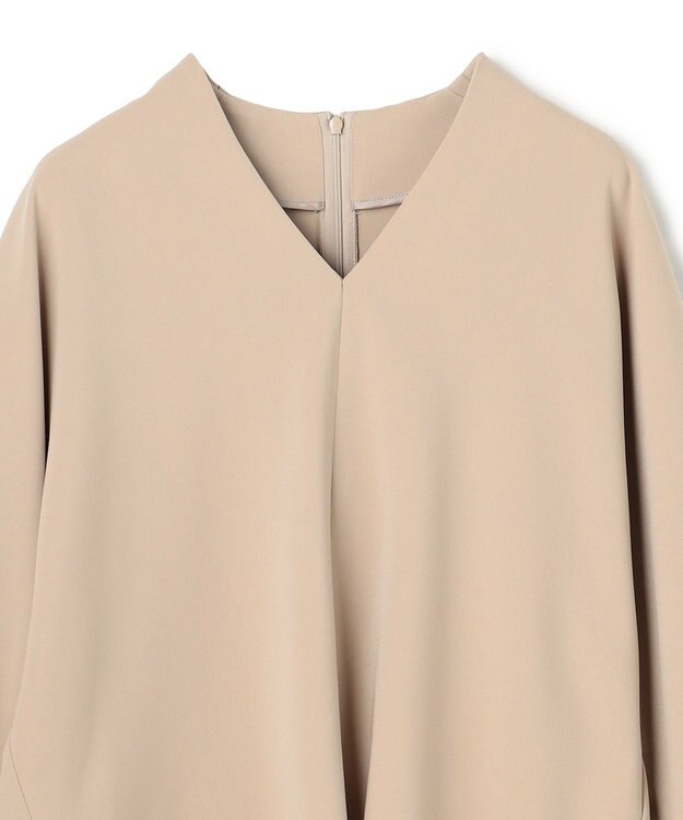 BEIGE， RUE / ドライタッチVネック配色ステッチブラウス Taupe