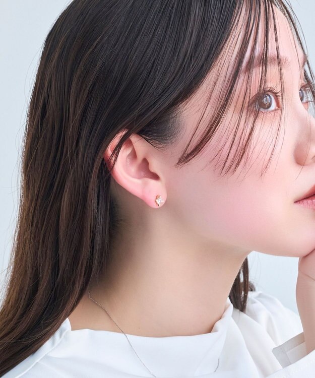 Phoebe 【金属アレルギー対応】クラシッククリスタルビジューセラミックピアス/ニッケルフリー（片耳） ゴールド