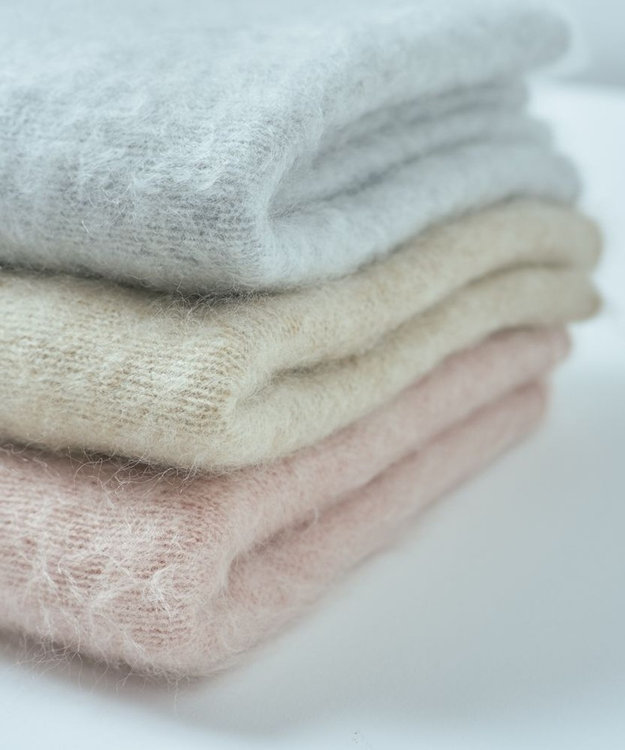 AND WOOL 【ファー加工】カシミヤ100％のストール グレー