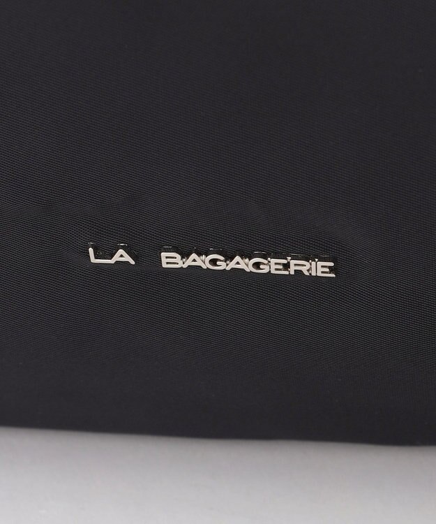 LA BAGAGERIE 多収納ナイロン2WAYショルダー ブラック