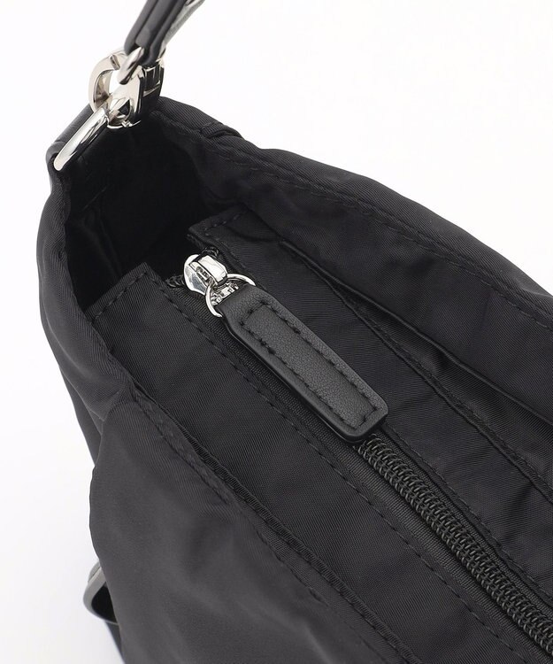 LA BAGAGERIE 多収納ナイロン2WAYショルダー ブラック