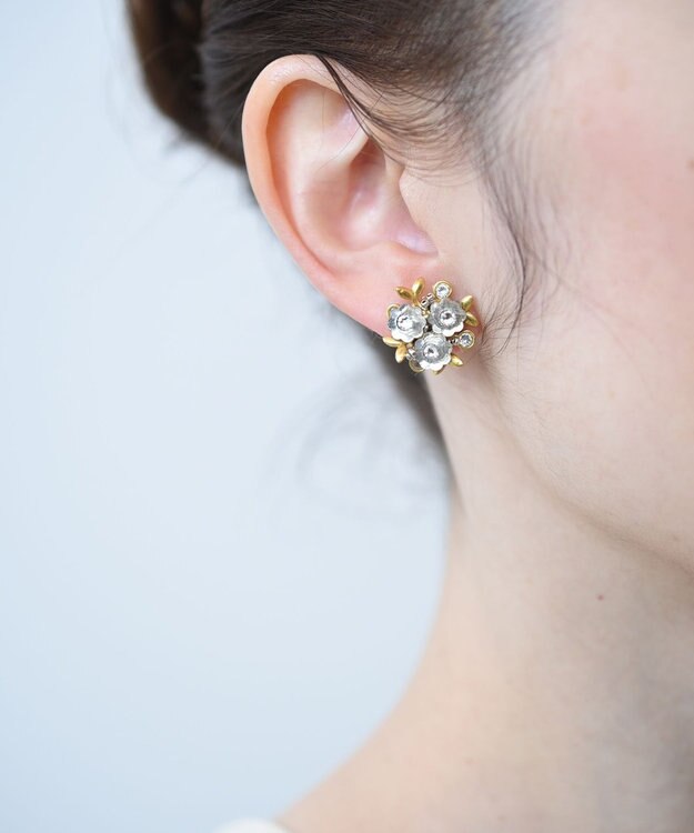 monshiro カランコエピアス ホワイト