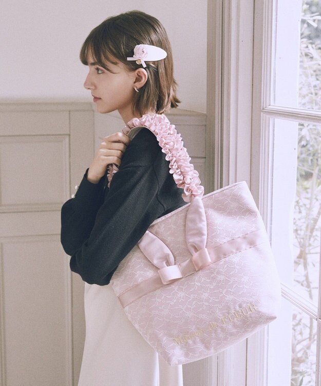 Maison de FLEUR イースターラビットフリルハンドルトートバッグ Light Pink
