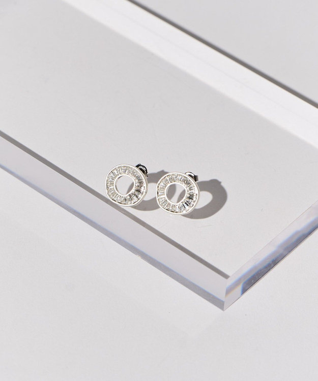 AMERICAN HOLIC ビジューサークルピアス Silver