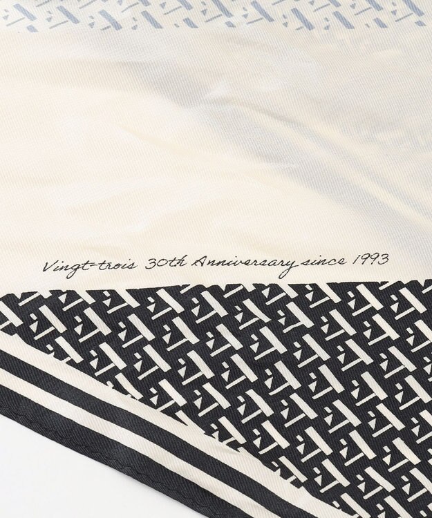 23区 【Oggi4月号掲載】ジオメトリック柄 ダイヤスカーフ ブラック系5