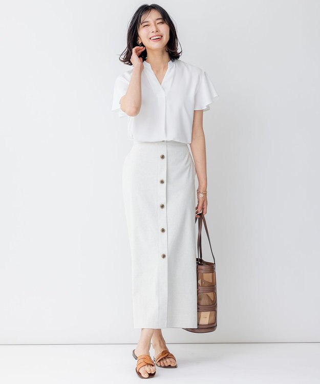 23区 【洗える】バックサテンアムンゼン 袖フリル キーネック ブラウス ホワイト系