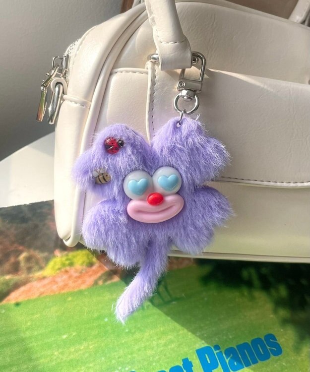 WEGO ハッピークローバーモンスターぬいぐるみキーホルダー パープル
