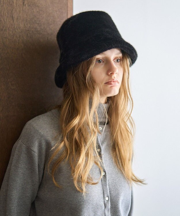 AMERICAN HOLIC ファーバケットハット Black