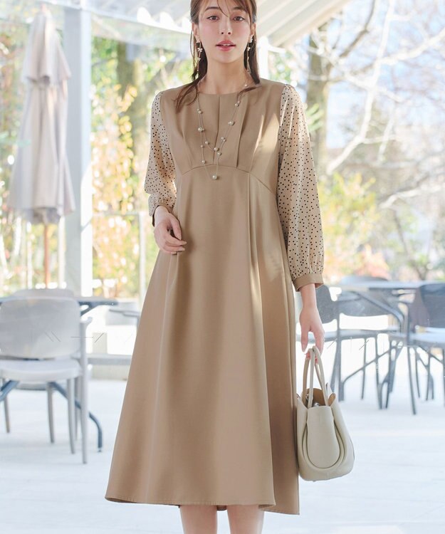 Tiaclasse L ドット柄コンビバックリボンタックワンピース ベージュ