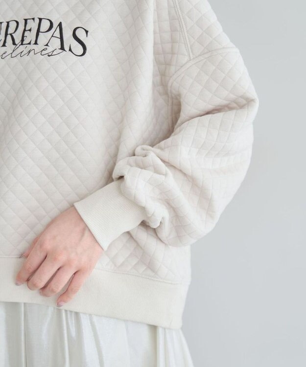 Green Parks ショート丈キルトロゴプルオーバー Off White