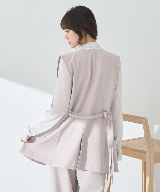 earth music&ecology ショルダータックジレ Beige