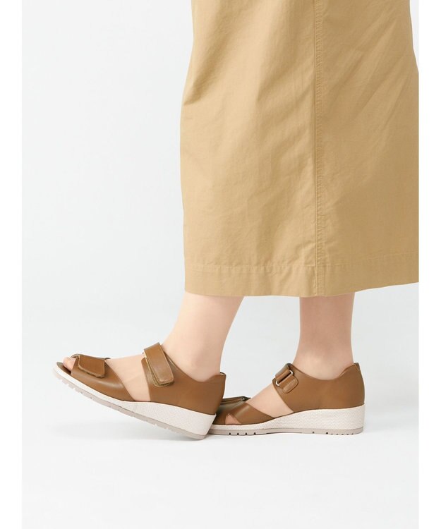 ASICS WALKING ペダラウォーキングシューズ 2E ヒール高4.0cm ブラウン系