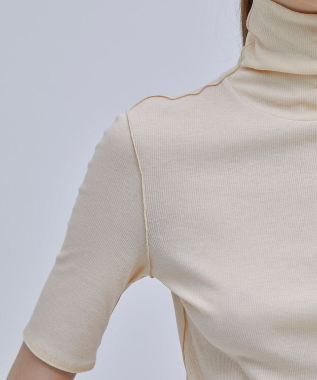 BEIGE， ROBERT / ハイネックトップス Light Orange