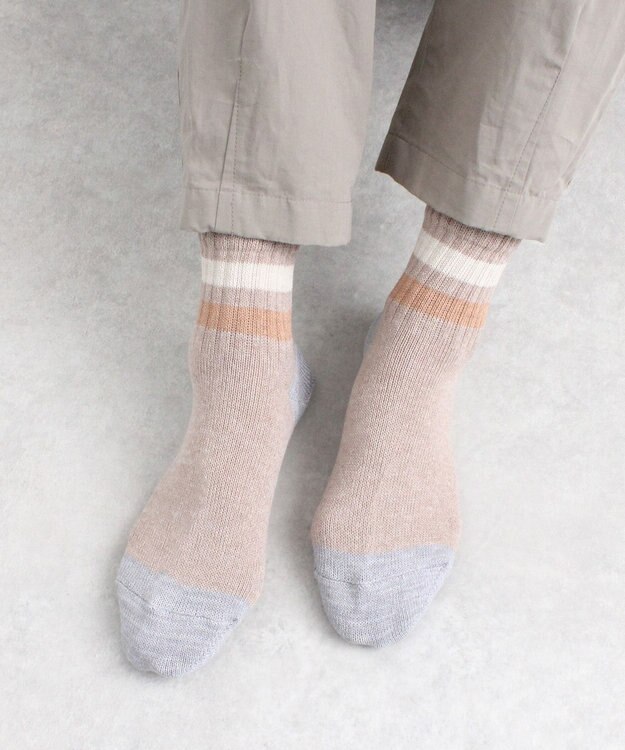 WHITE MAILS 【UNISEX】PAPER STRIPE SHORT ソックス ベージュ