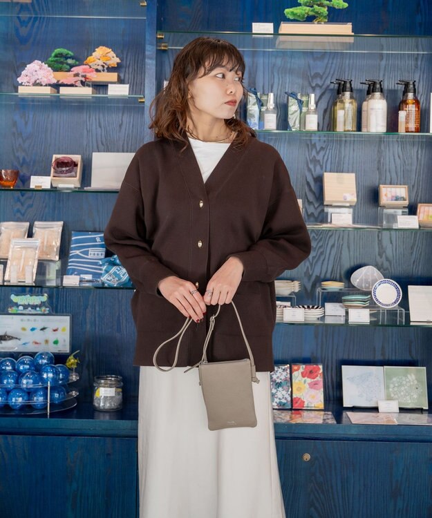 Hekhèr Le Style de Vie 新色追加【日本製】シュリンクレザー スマートフォンポシェット グレージュ