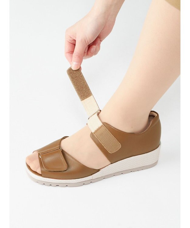 ASICS WALKING ペダラウォーキングシューズ 2E ヒール高4.0cm ブラウン系