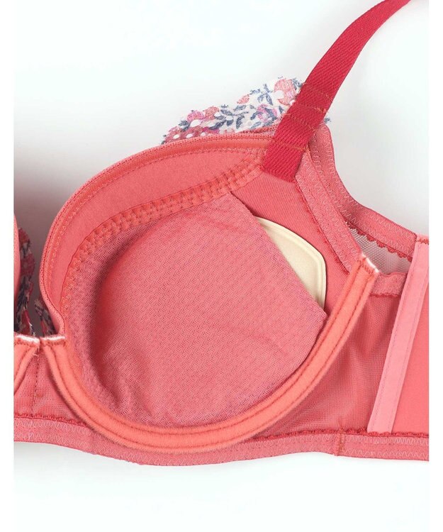 une nana cool MADE WITH LIBERTY FABRIC さあわたしレース RE