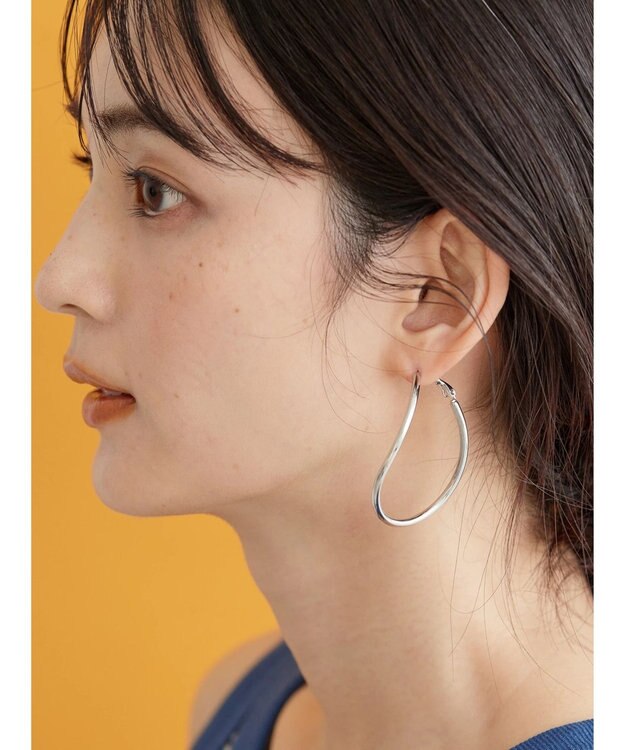 AMERICAN HOLIC 変形メタルフープピアス Silver