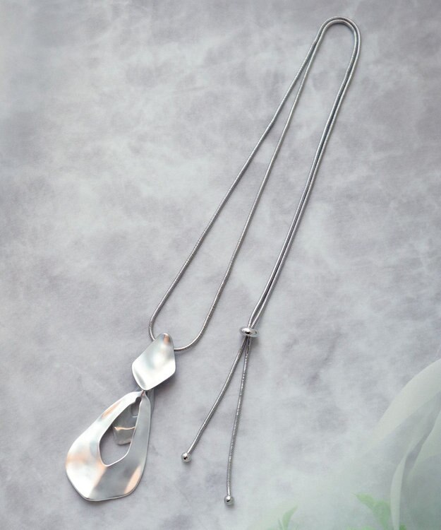 Tiaclasse 変形メタルフレームネックレス シルバー