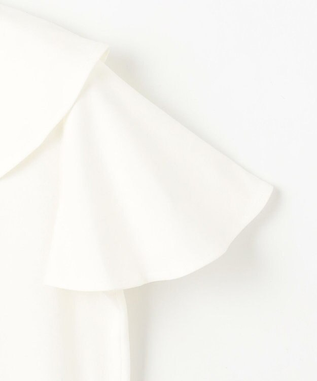 Feroux 【洗える・汗ジミが目立たない】ラッフル襟Tシャツ ホワイト系