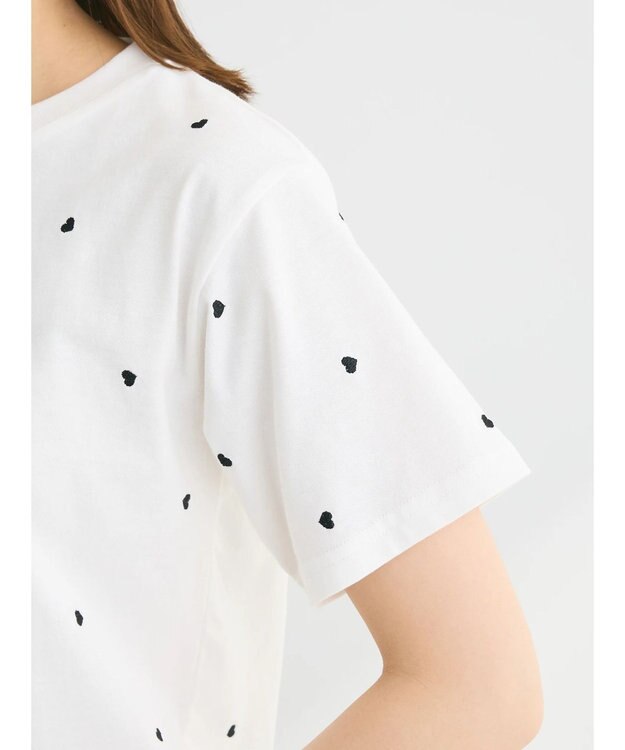 Green Parks ・Ｄｏｕｂｌｅ　Ｆｌａｇｓ　ハート刺繍ＴＥＥ Off White