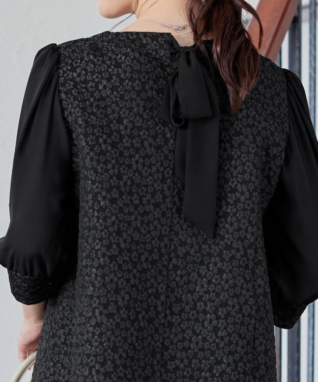 Tiaclasse L 【洗える】フラワーJQ袖シフォンチュニック ブラック