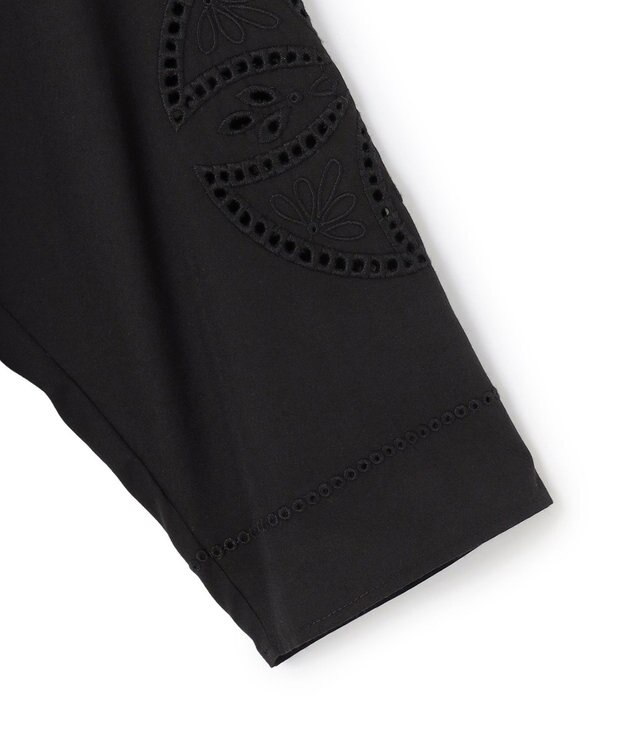 UNFILO L エンブロイダリー ブラウス ブラック