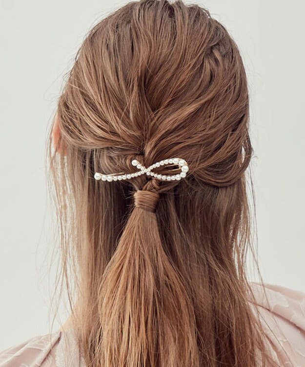 23区 【APPLAUDIR】ニュアンスパール バレッタ ゴールド系