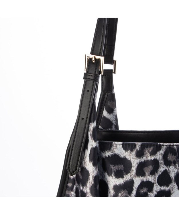 UNBILLION カシュカシュ cachecache / ベルトハンドルナイロントート レオ