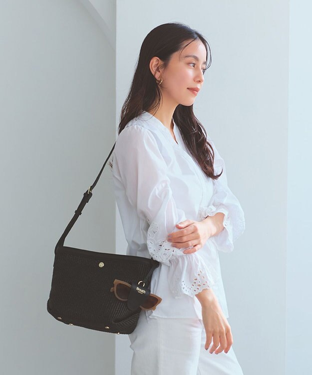 TOPKAPI 【Breath TOPKAPI】サングラスホルダー付き レザーコンビ カゴ ショルダーバッグ ブラック