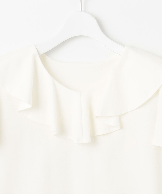 Feroux 【洗える・汗ジミが目立たない】ラッフル襟Tシャツ ホワイト系