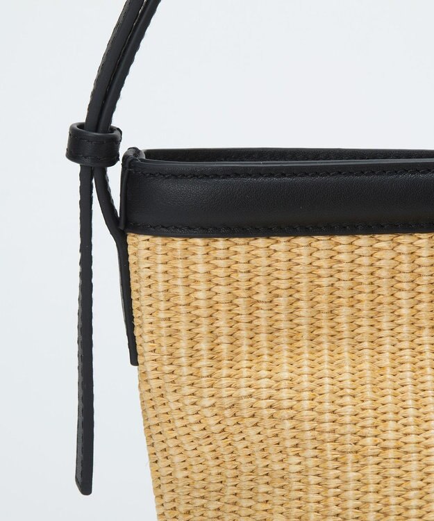 TOPKAPI 【Breath TOPKAPI】サングラスホルダー付き レザーコンビ カゴ ショルダーバッグ ベージュ