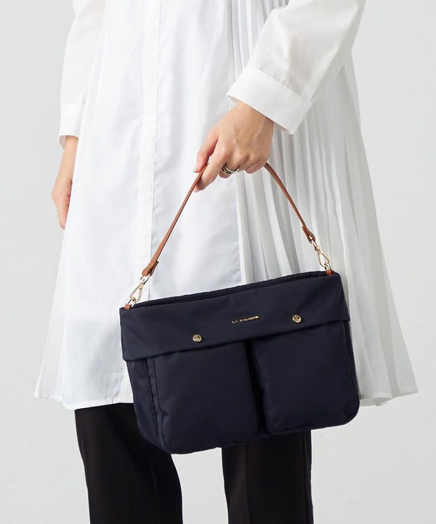 LA BAGAGERIE ダブルフロントポケット2WAYショルダー ネイビー