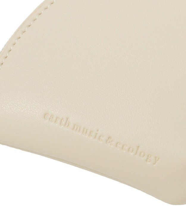 earth music&ecology マルチウェイポーチショルダー Ivory