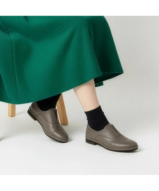 ing <ing>【WEB限定】レースレスシューズ オーク