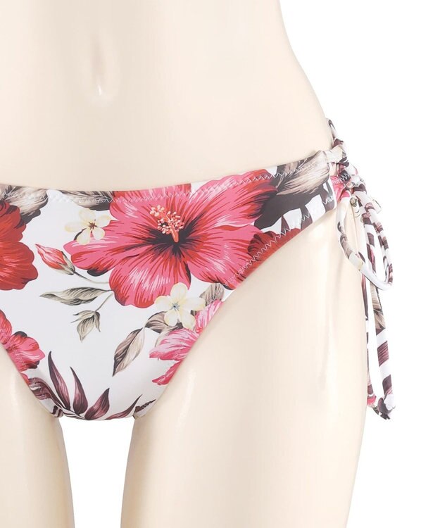 San-ai Resort（三愛水着楽園） ナチュラルだけどしっかり盛れる【ナチュラルアップブラ】　ノンワイヤービキニ　9M　【San-ai Resort（サンアイリゾート）】 レッド