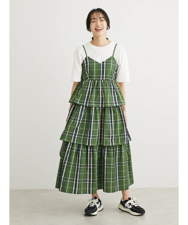 Green Parks ・ＳＵＧＡＲ　ＳＰＯＯＮ　チェックラッフルキャミワンピース Green
