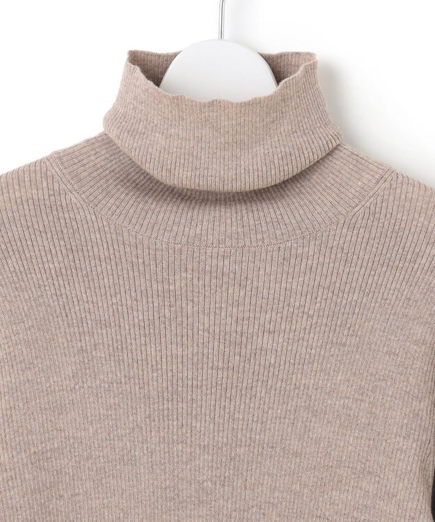 23区 【Oggi1月号/CLASSY.11月号掲載】ウーステッドウール リブタートルネック ニット ベージュ系