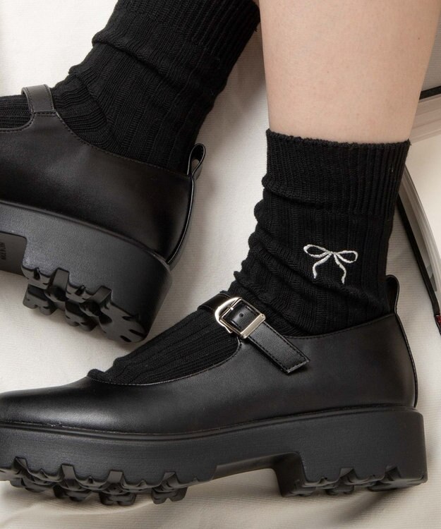 WEGO 【SCHOOLITEM】ローゲージリボン刺繍ソックス ブラック