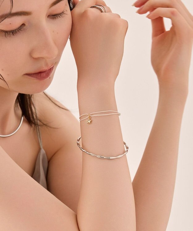 Phoebe 〈金属アレルギー対応〉バブルニュアンスバングル　シルバー/ニッケルフリー シルバー