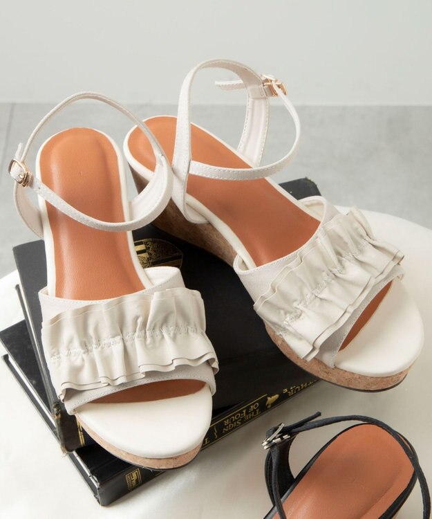 WEGO ウェッジソールフリルサンダル オフホワイト