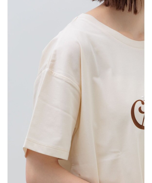 Te chichi パール&ロゴプリントTシャツ クリーム